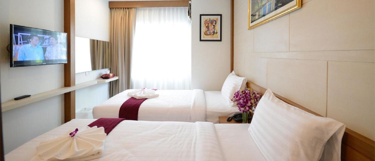 The Patong Center Hotel Exterior foto