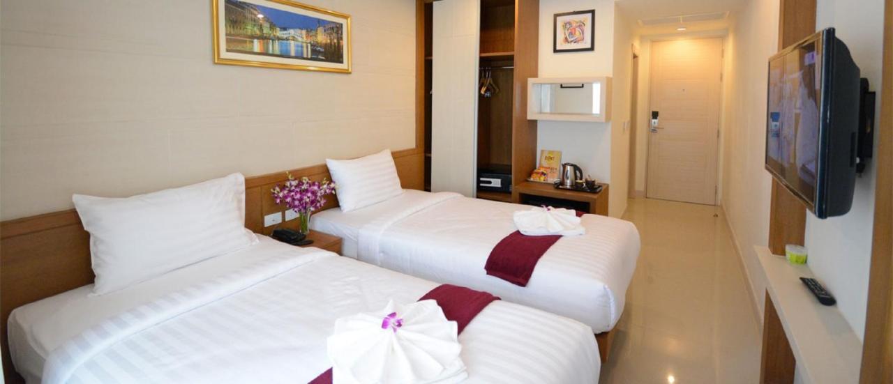 The Patong Center Hotel Exterior foto