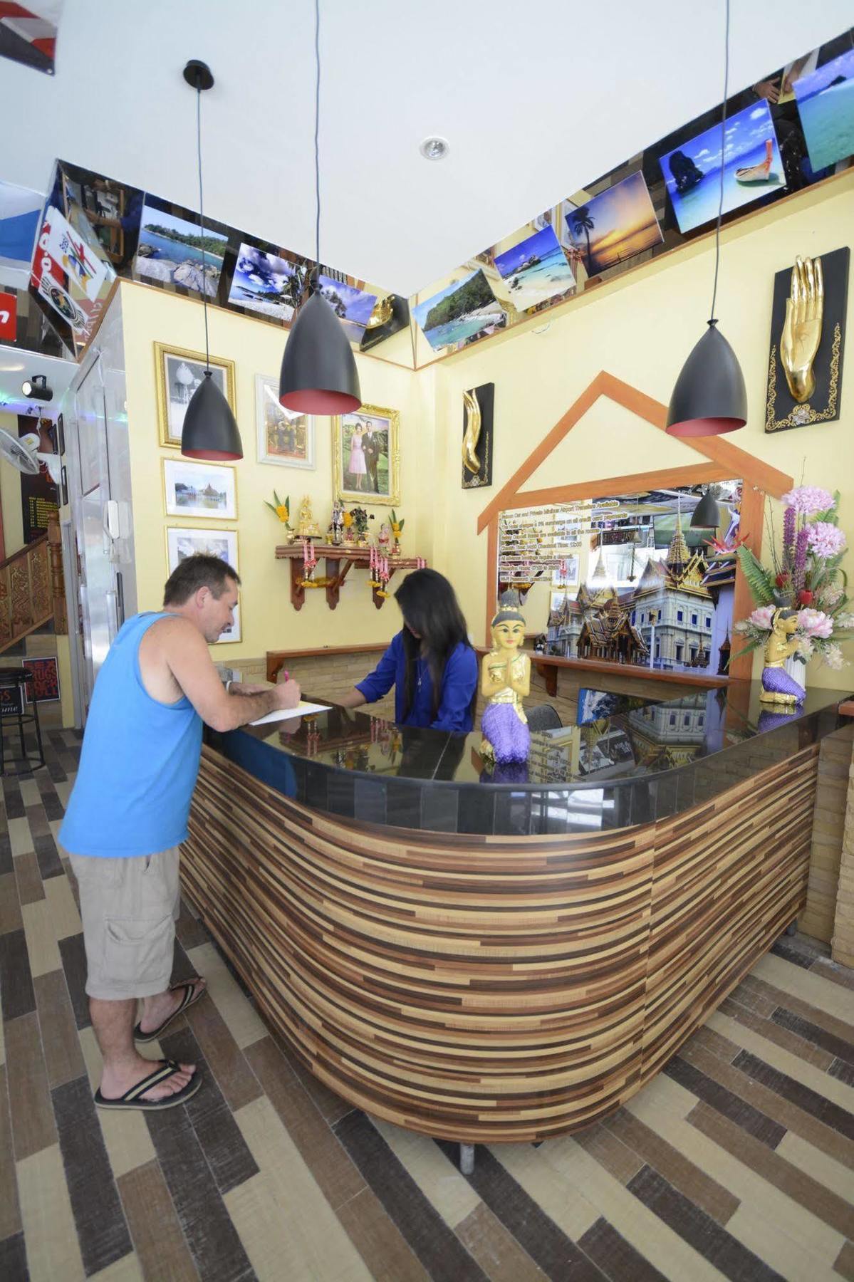 The Patong Center Hotel Exterior foto